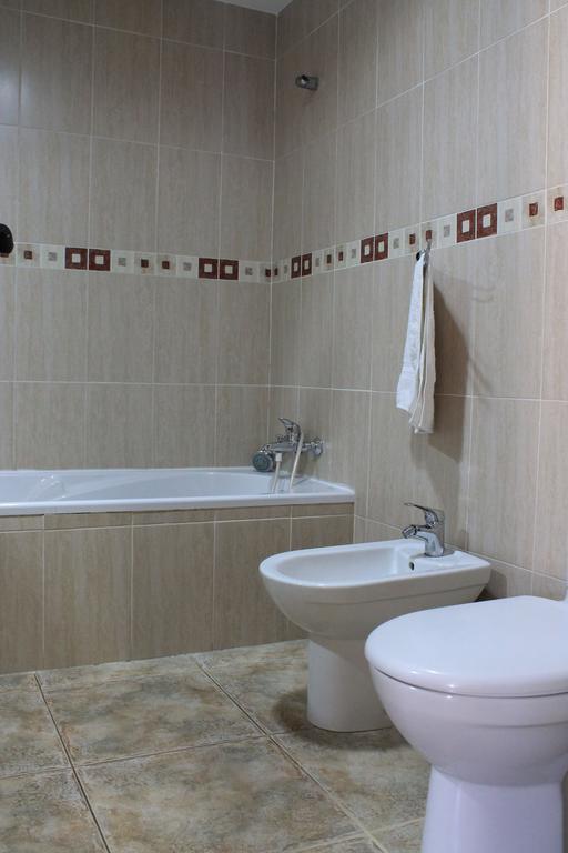 Apartamentos Turísticos Rosario Camarena de la Sierra Quarto foto